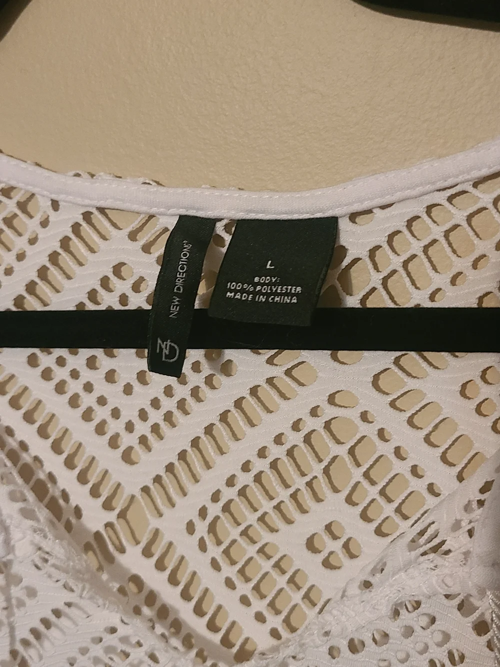 Women's White Crochet V-Neck Tunic with Tassel Tie Swim Cover Up Size L - Picture 2 of 4